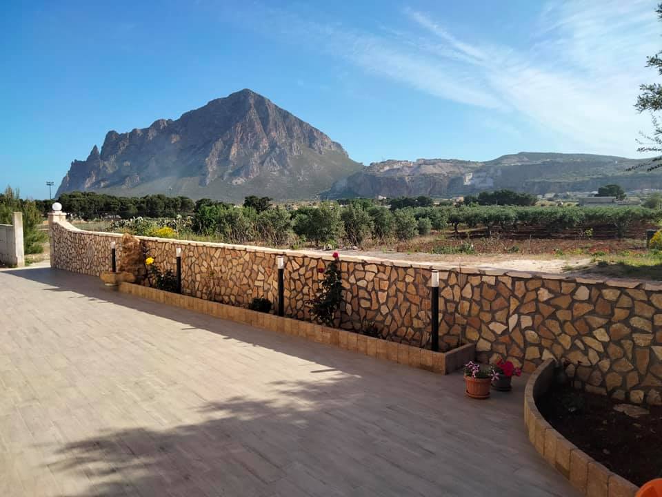 Camere con colazione salata vicino Riserva Monte Cofano a Custonaci